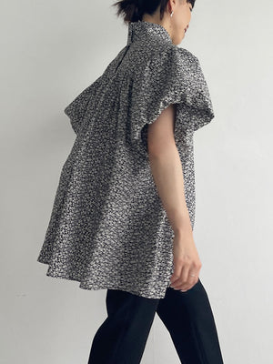 Ｈigh-necked design sleeve Blouse