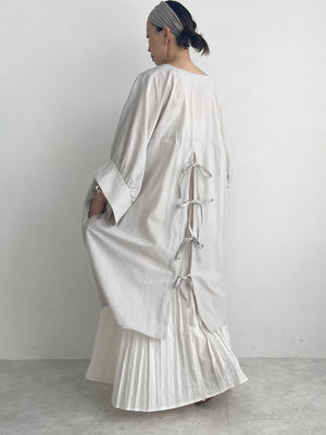 Back Ribbon Dolman Blouse