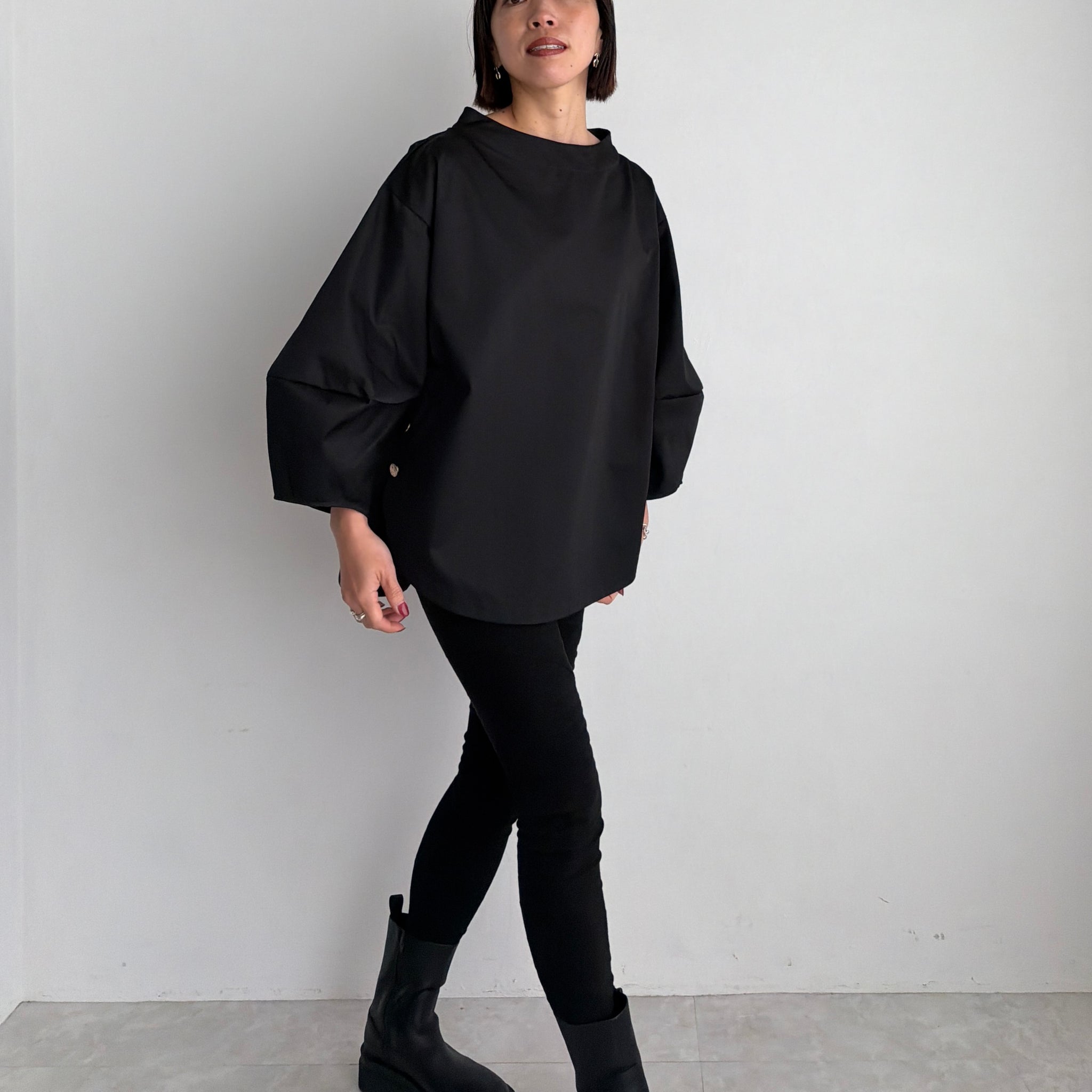 Lantern sleeve blouse