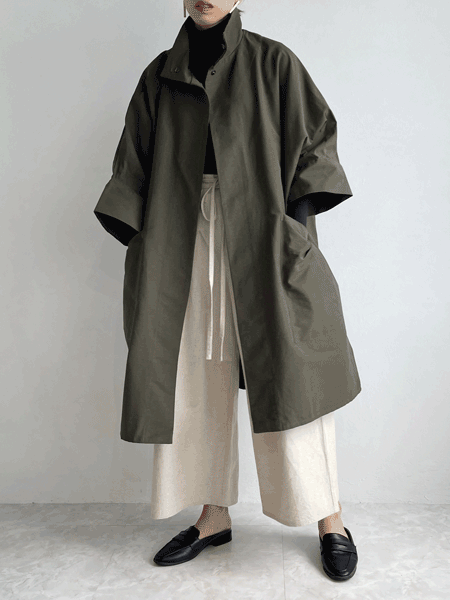 High-necked Coat